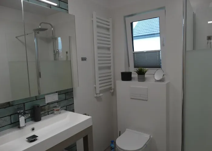 Dom Omega Устка